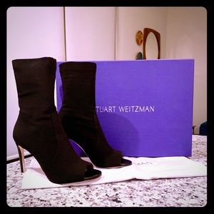 Stuart Weitzman Hugger Boot Size 6